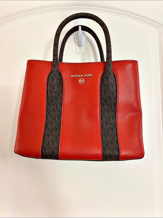 Michael Kors Handbags - Michael Kors Color Block Tote in Orange & Brown Like New